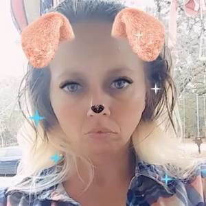 Meet your Posher, Noelle